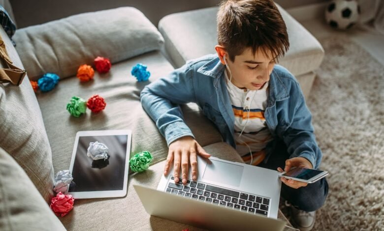 Social Media Stuff Embedtree